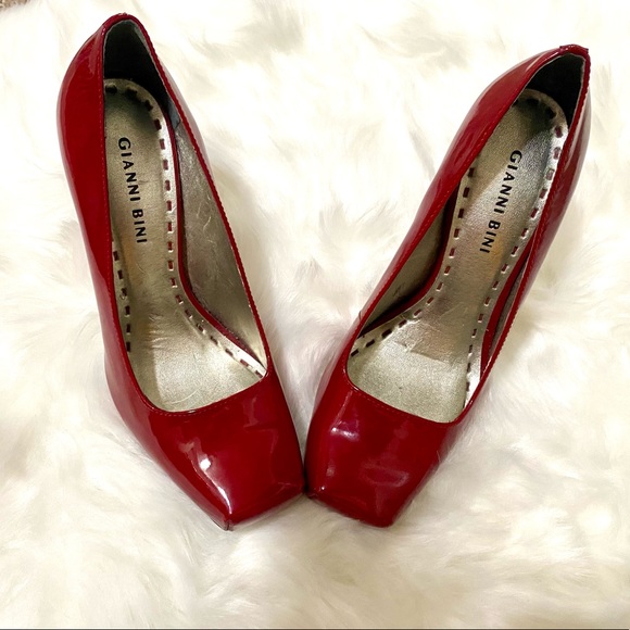 Gianni Bini Shoes - Gianni Bini Patent Leather Candy Red Pumps 👠👠🔥